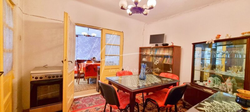 Colentina, Plumbuita, Andronache, teren cu casa renovabila/demolabila.